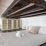 Lovely Flat, Center Of Paris